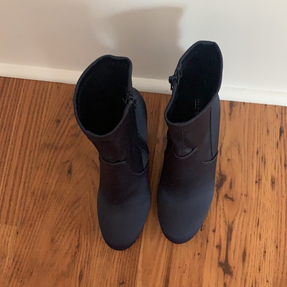 Heeled Boots - Picture 5 of 6